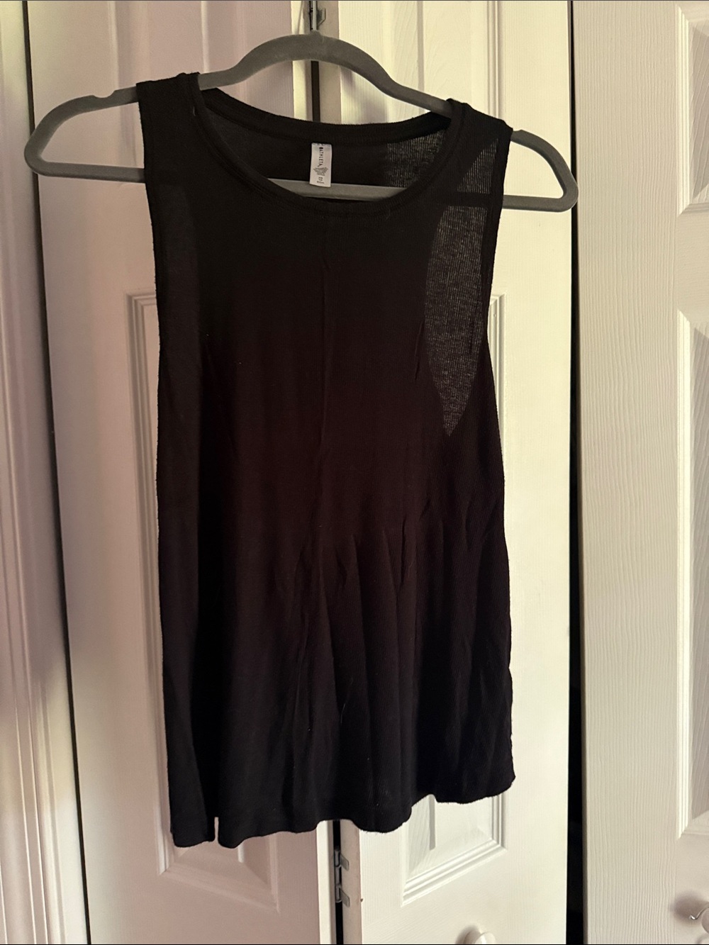 Athleta Black Sleeveless Tank with Scoop Neck
